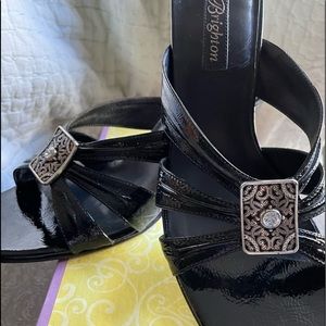 BRIGHTON ROYAL 👑 SHOES!